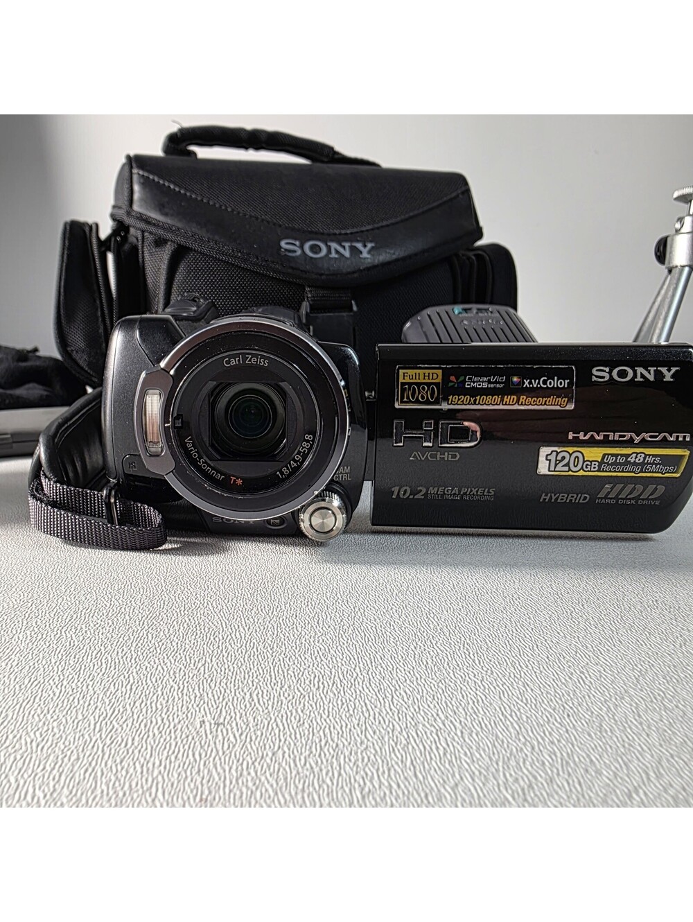 Sony HDR-SR12 Handyman Full HD HDD With Accessories, Bundle
